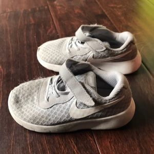 Toddler Nike tanjun
